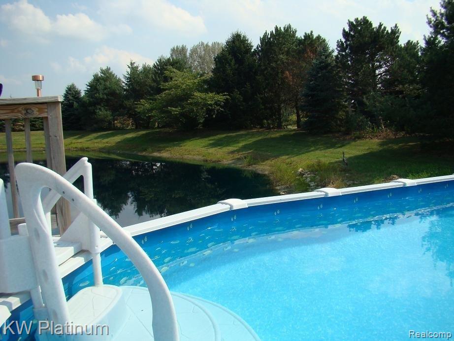 4219 Kilgore Road Avoca, MI 48006 - Photo 5 of 23 ABOVE GROUND POOL