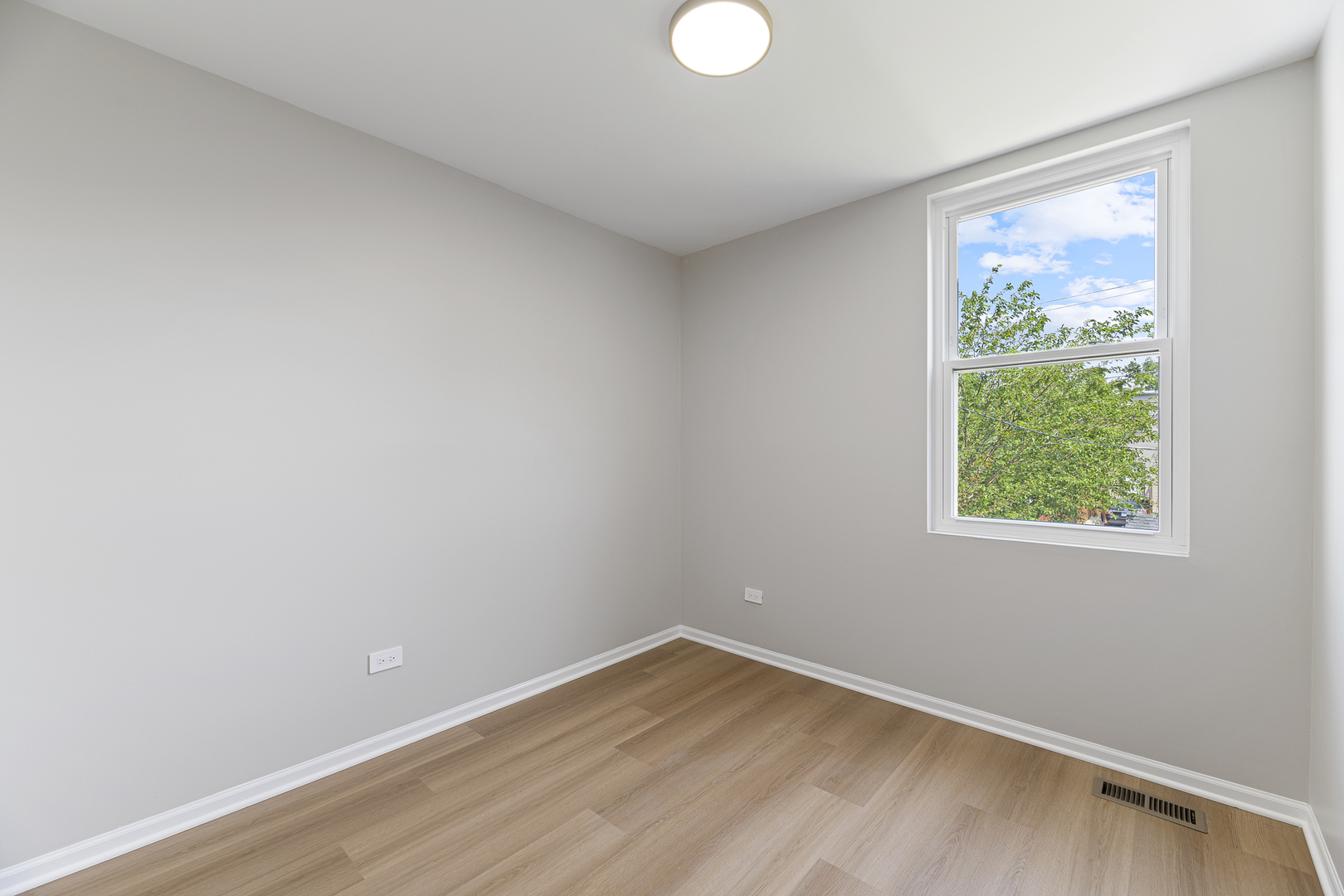 1835 South Ridgeway Avenue Chicago, IL 60623 - Photo 19 of 28