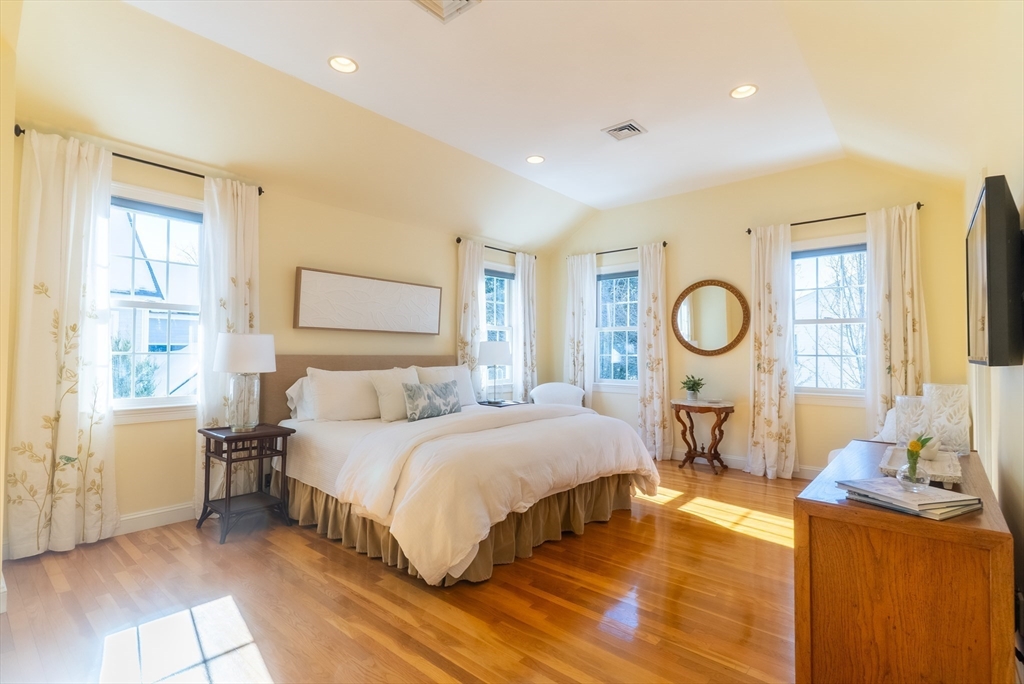 52 Whittier Road Needham, MA 02492 - Photo 12 of 27 Gallery Image 12