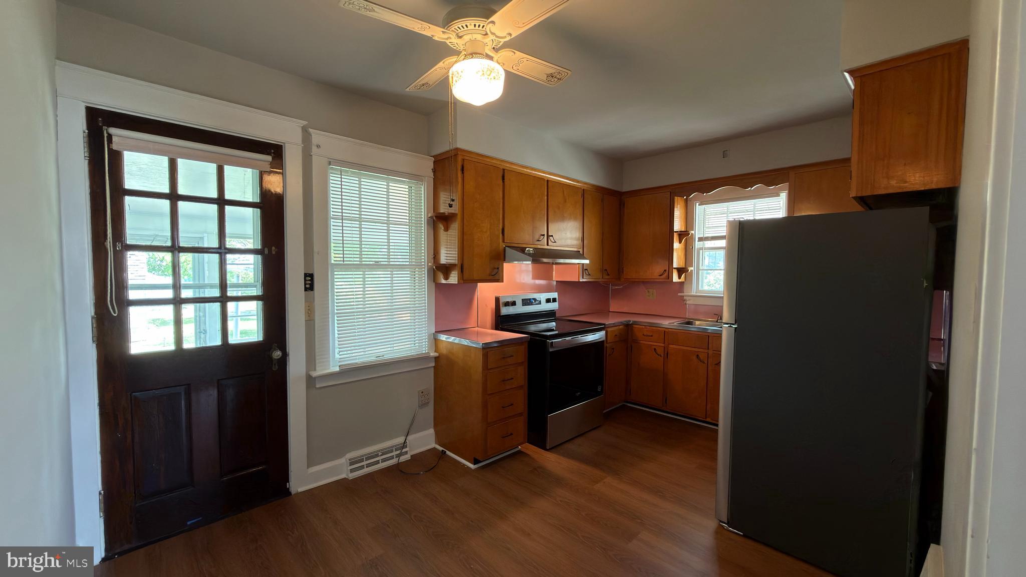 1898 Baltimore Pike Hanover, PA 17331 - Photo 7 of 25