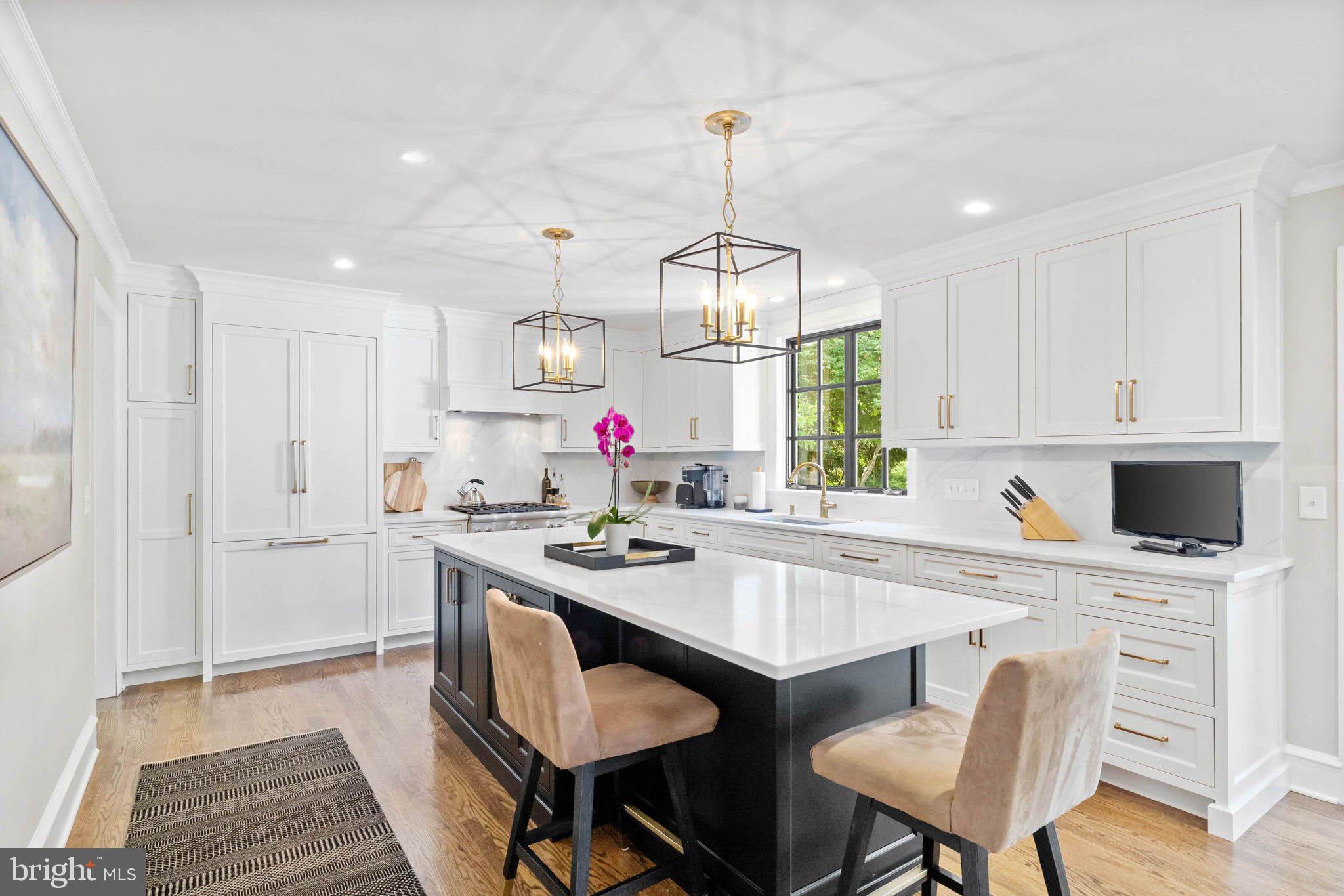 2001 Kentmere Place Wilmington, DE 19806 - Photo 17 of 54 Kitchen
