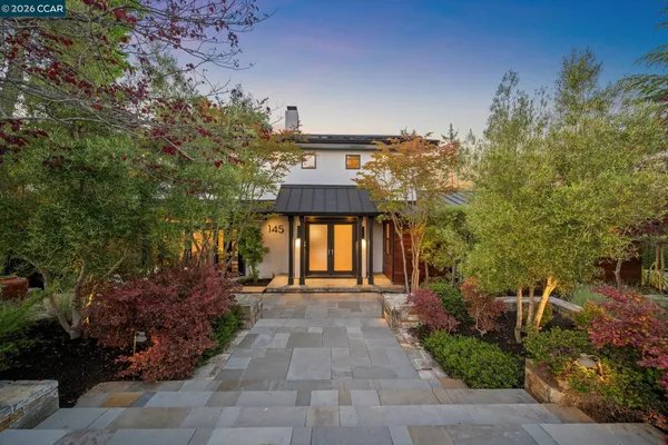 $2,695,000 | 145 Danefield Place, Moraga, CA 94556