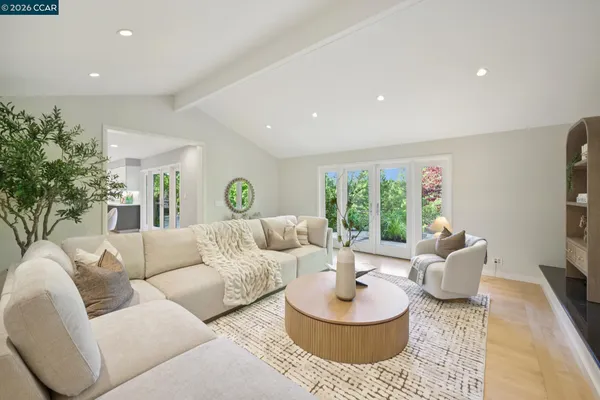$2,695,000 | 145 Danefield Place, Moraga, CA 94556