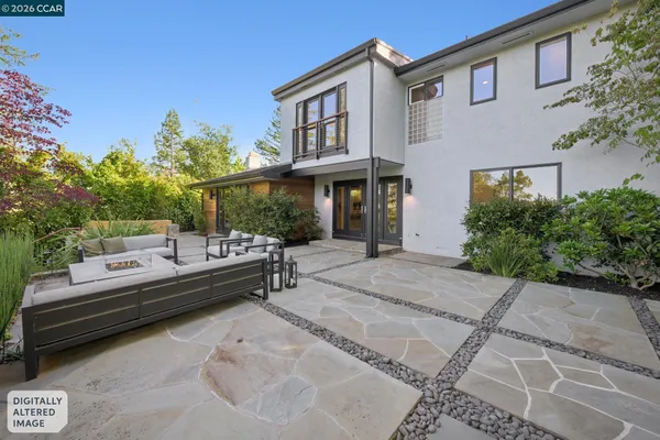 $2,695,000 | 145 Danefield Place, Moraga, CA 94556