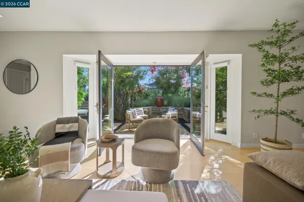 $2,695,000 | 145 Danefield Place, Moraga, CA 94556