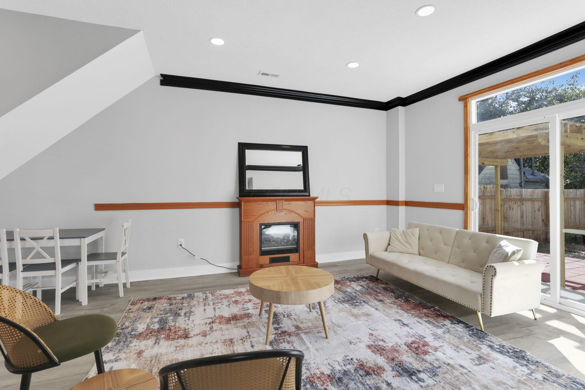 2625 Clybourne Road Columbus, OH 43231 - Photo 24 of 50 24-web-or-mls-011A8631