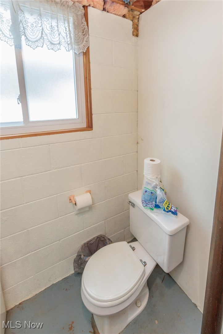 14430 Drake Road Strongsville, OH 44136 - Photo 21 of 37 commode in Laundry Room