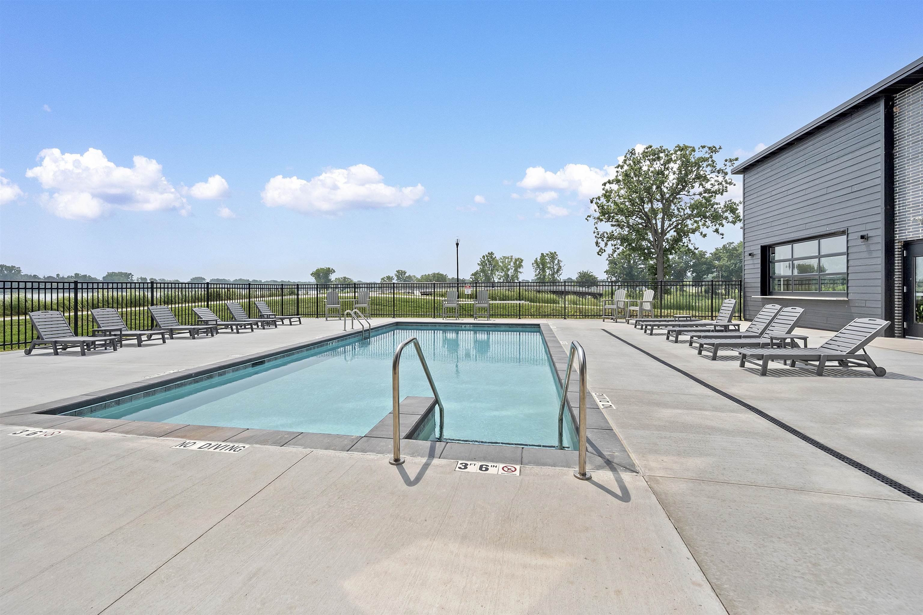 433 Aldon Circle, Unit 404 Ashwaubenon, WI 54304 - Photo 6 of 18