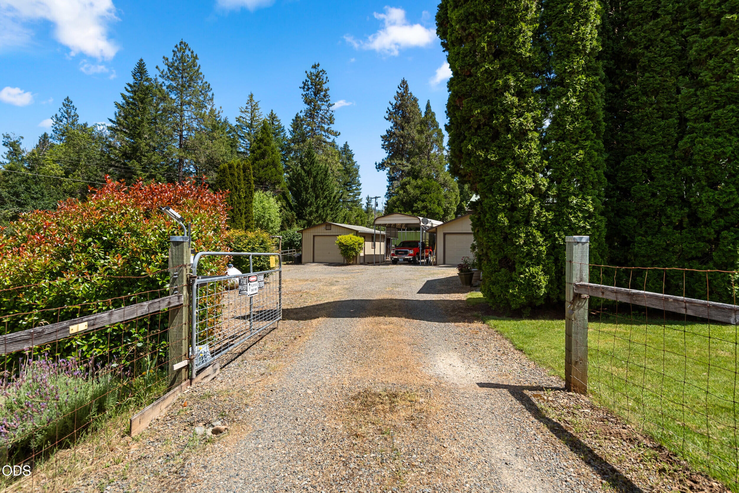 4551 Holland Loop Road Cave Junction, OR 97523 - Photo 42 of 43 Gallery Image 42