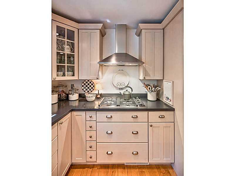 4121 Deer Run Road Allison Park, PA 15101 - Photo 9 of 25 Kitchen.