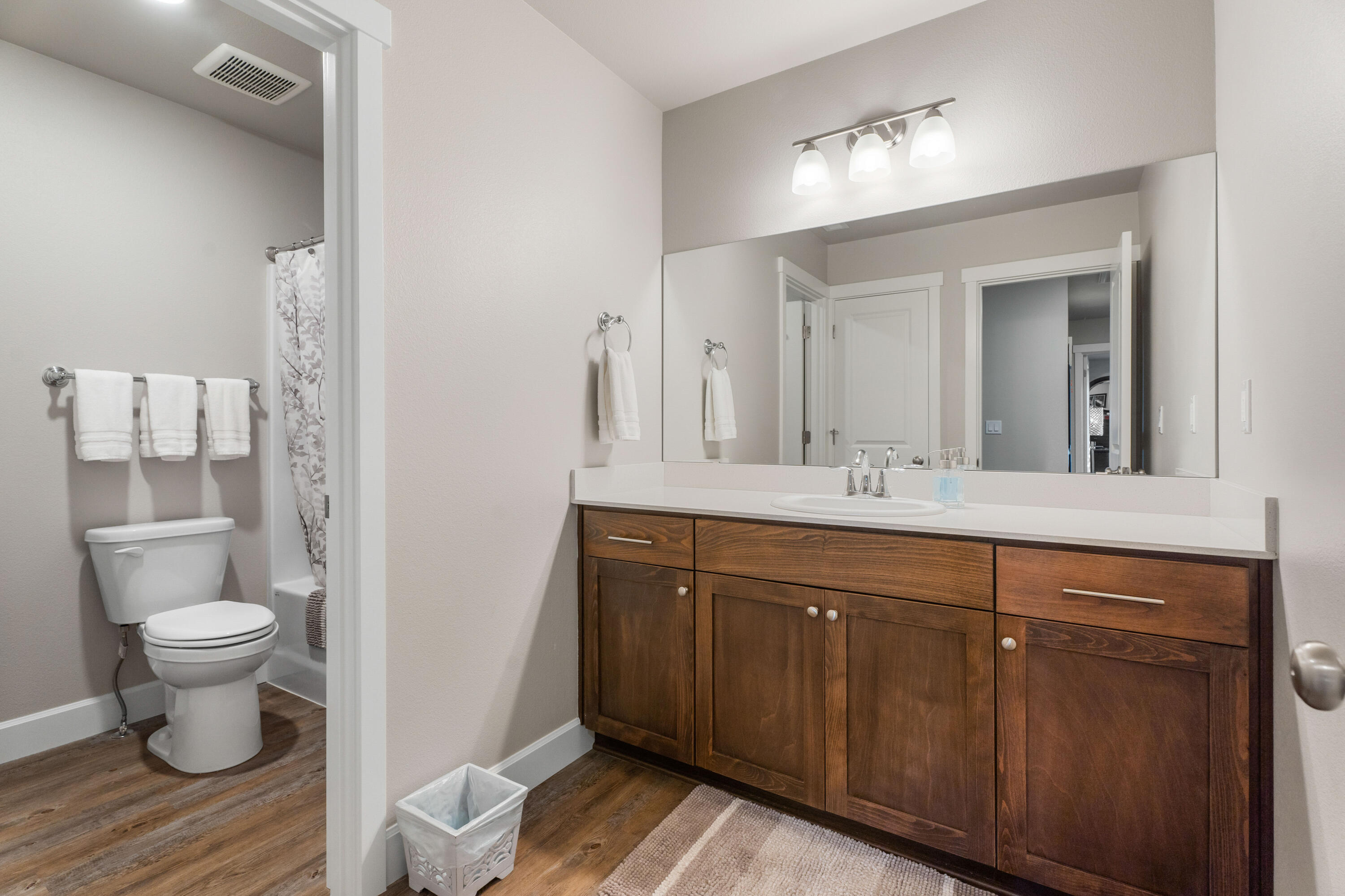 3556 Northwest 10th Street Redmond, OR 97756 - Photo 16 of 23 10-Bathroom