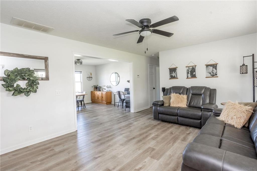 228 North Sulphur Springs Road New Castle, IN 47362 - Photo 5 of 29