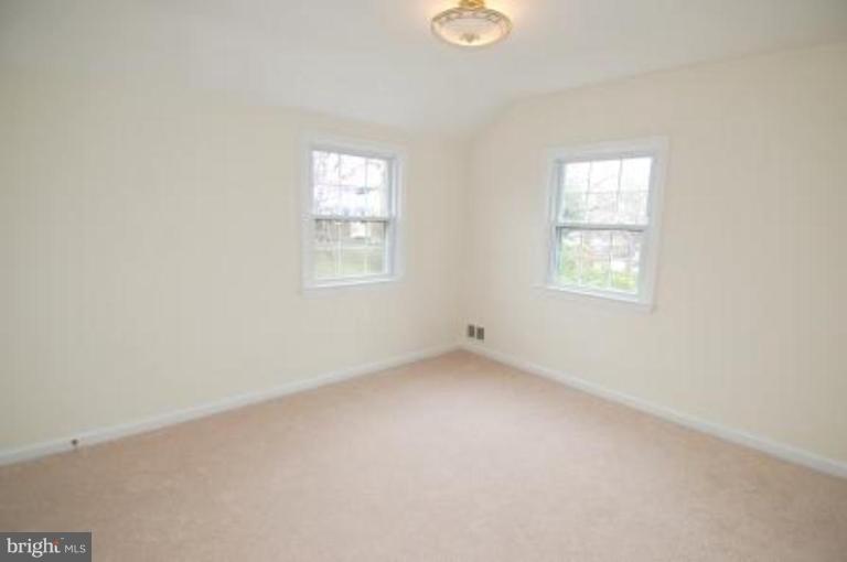 11708 Lytle Street Silver Spring, MD 20902 - Photo 18 of 24 Bedroom #3