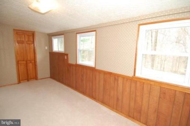 11708 Lytle Street Silver Spring, MD 20902 - Photo 21 of 24 Den