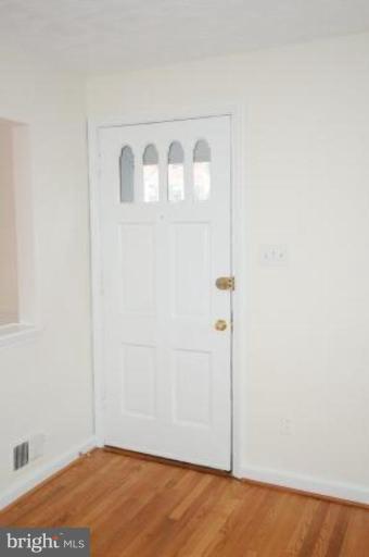 11708 Lytle Street Silver Spring, MD 20902 - Photo 23 of 24 Entrance / Foyer