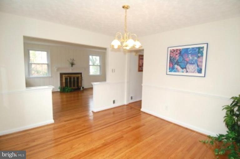 11708 Lytle Street Silver Spring, MD 20902 - Photo 4 of 24 Living Room #3