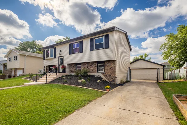 $355,000 | 7727 166th Street, Tinley Park, IL 60477