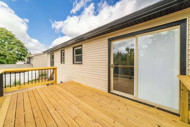 $355,000 | 7727 166th Street, Tinley Park, IL 60477