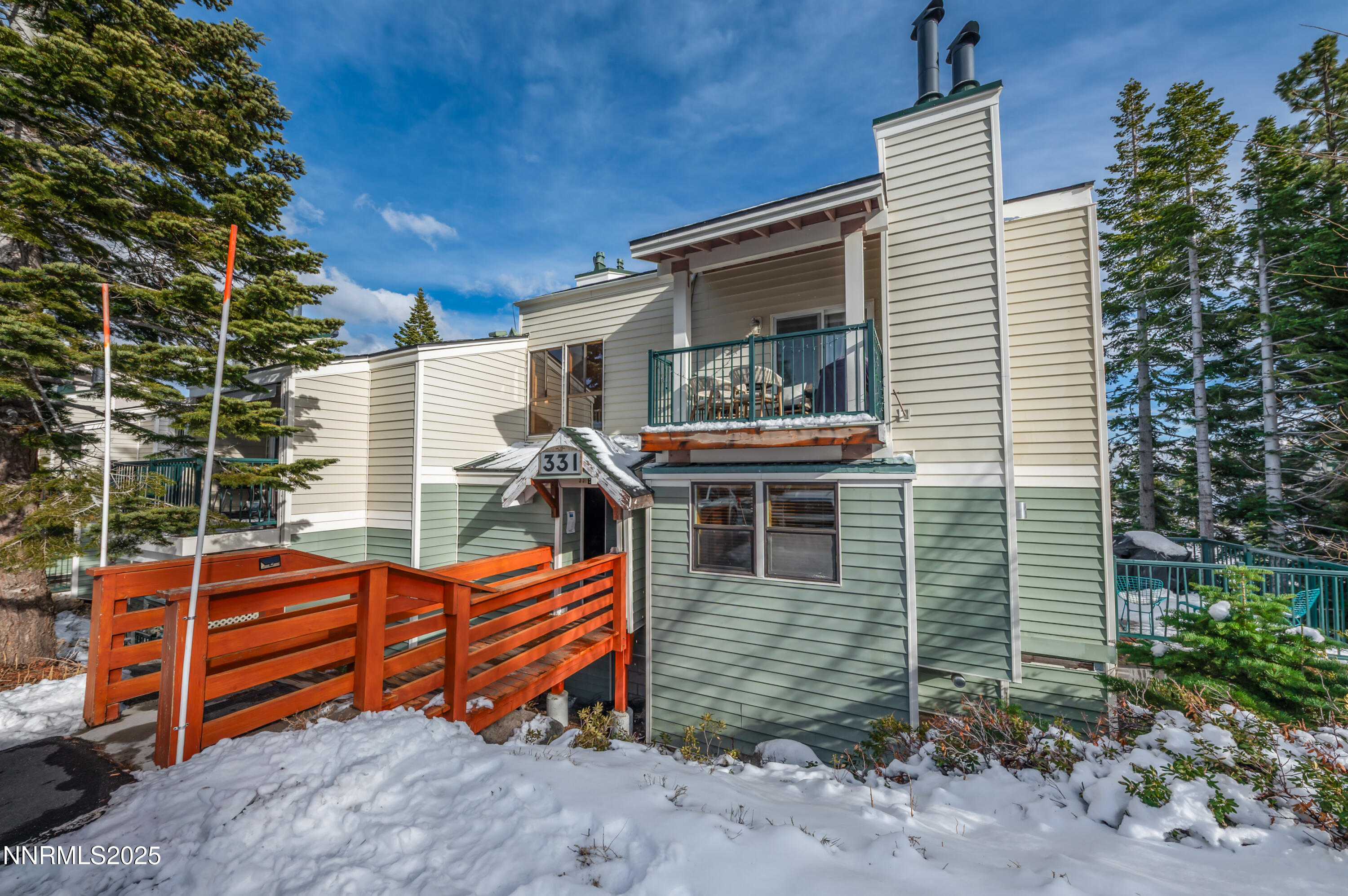 331 Tramway Drive, Unit 14 Stateline, NV 89449 - Photo 12 of 14 Walkway