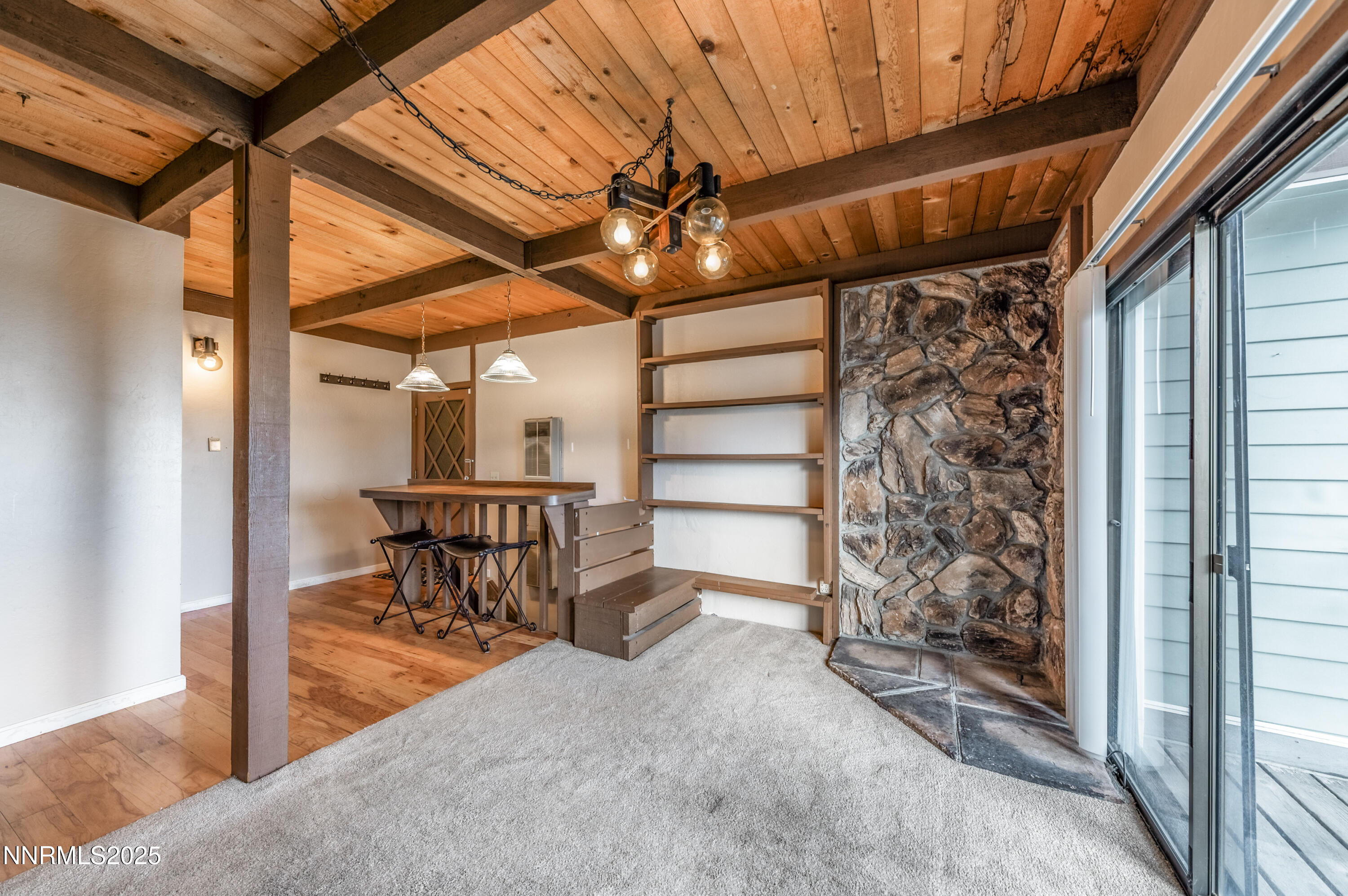 331 Tramway Drive, Unit 14 Stateline, NV 89449 - Photo 5 of 14 Living and Breakfast Bar