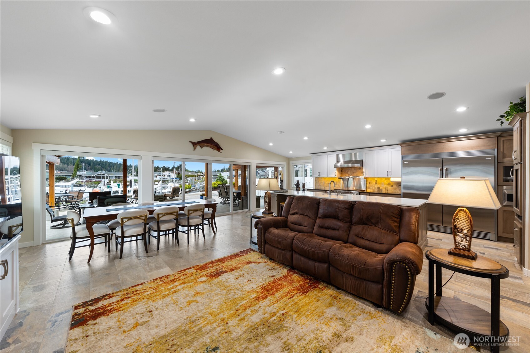 5301 Doon Way Anacortes, WA 98221 - Photo 13 of 39