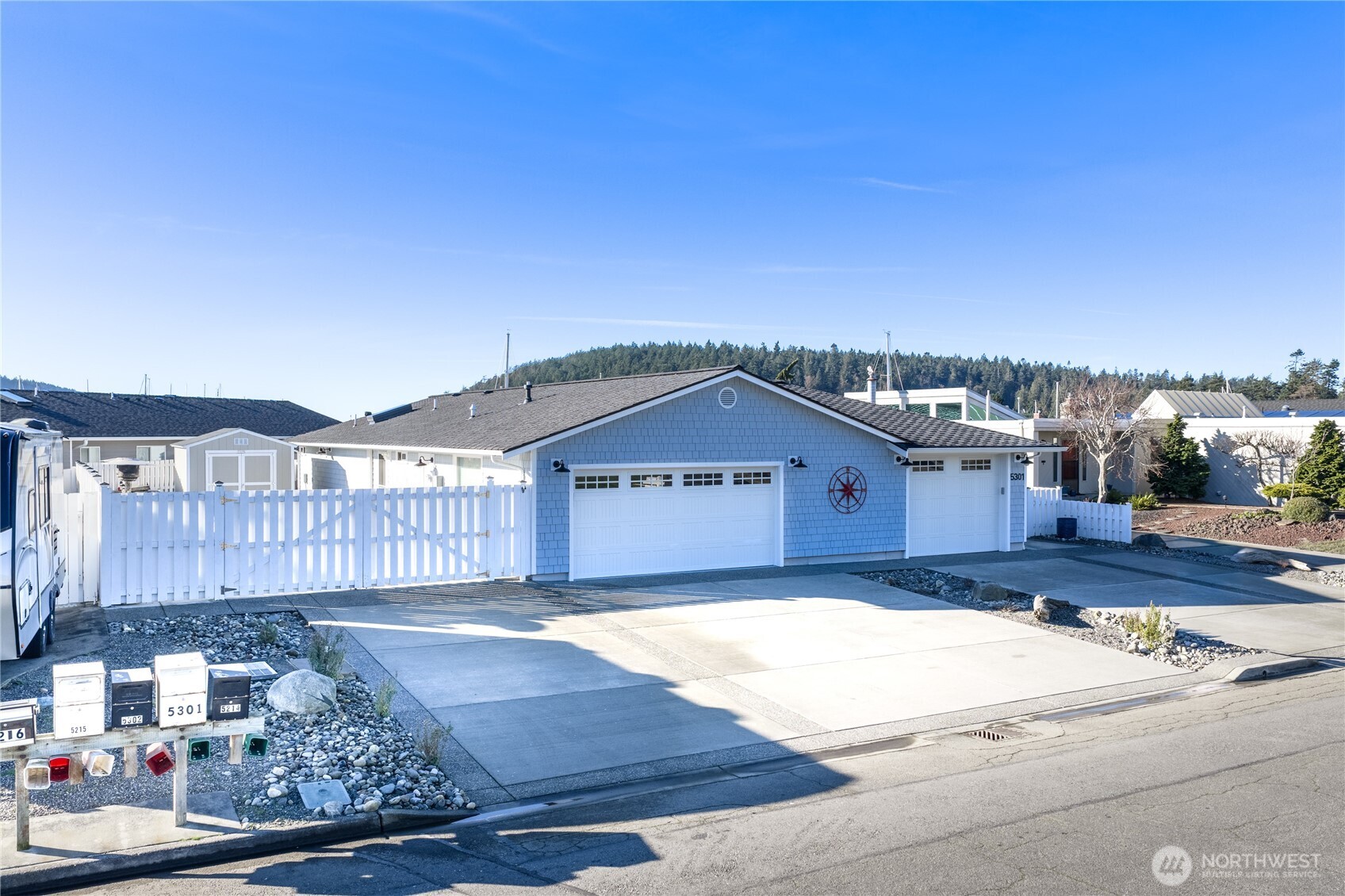 5301 Doon Way Anacortes, WA 98221 - Photo 35 of 39