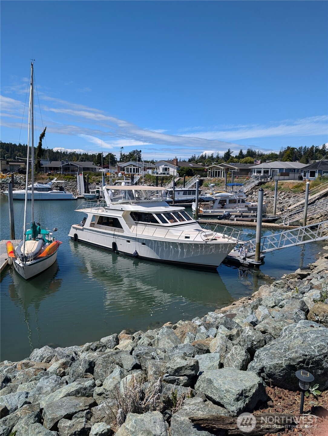 5301 Doon Way Anacortes, WA 98221 - Photo 4 of 39