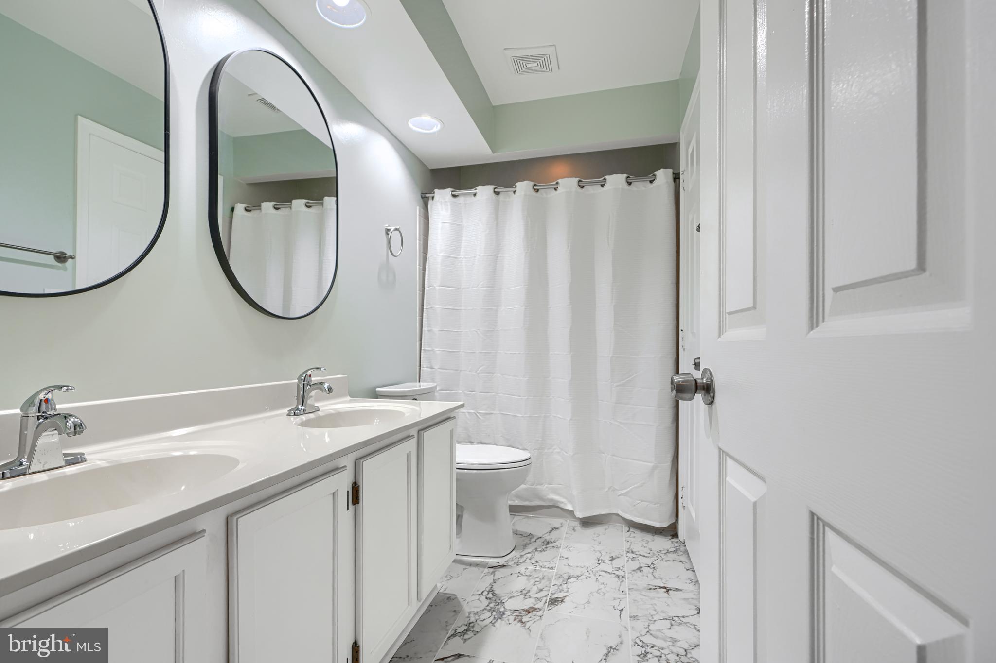 309 Overlea Place Abingdon, MD 21009 - Photo 19 of 28 Upper Level Full Bathroom