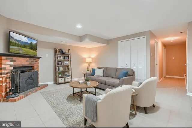 $2,300 | 309 Overlea Place, Abingdon, MD 21009