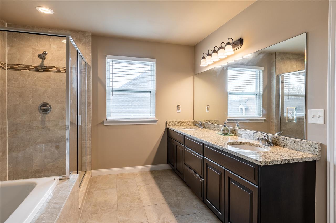 21948 Rio Grande Drive Macomb, MI 48044 - Photo 16 of 27 50071980-16.JPG