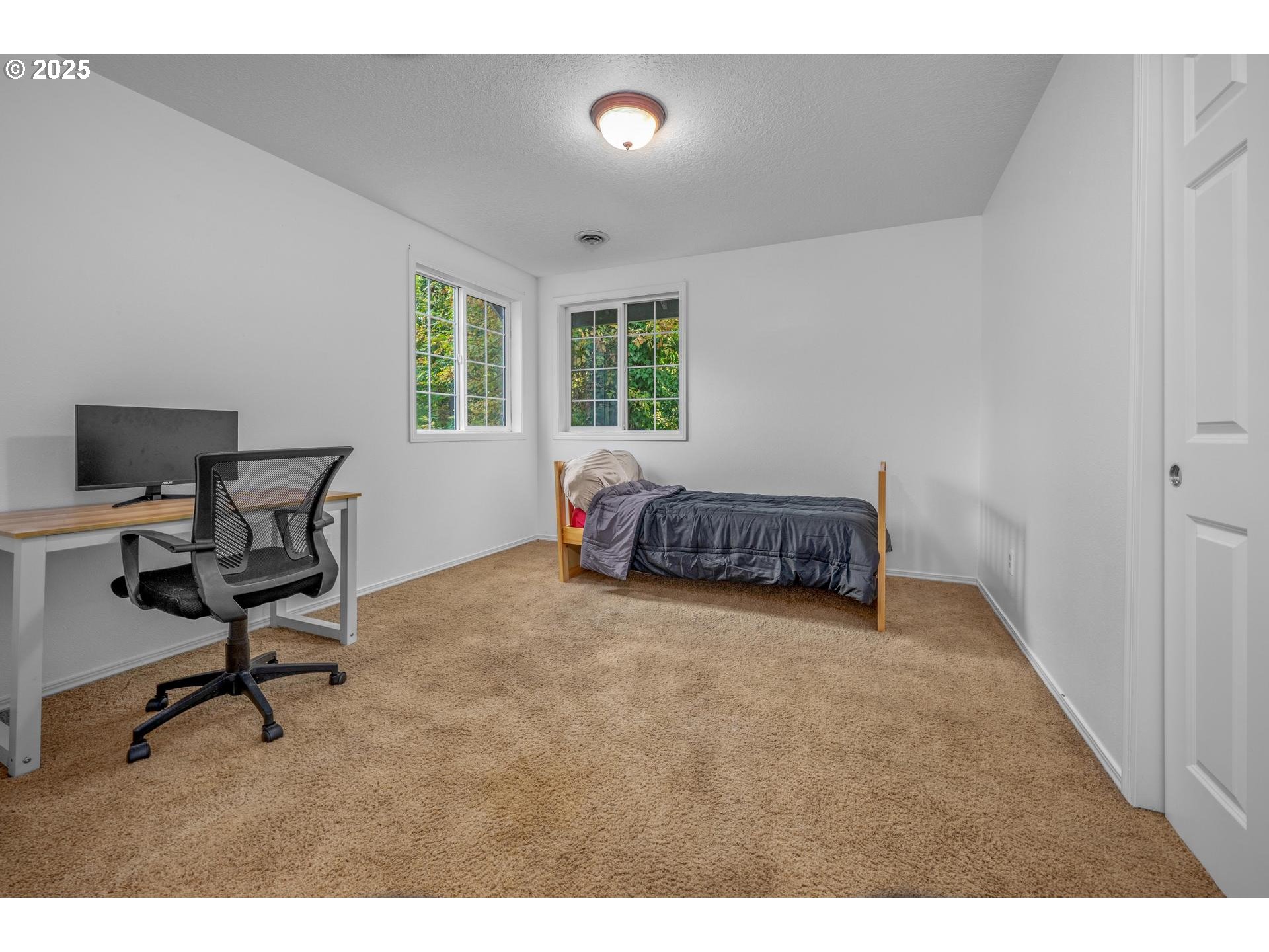 6512 Southwest Taylors Ferry Road Portland, OR 97223 - Photo 26 of 29