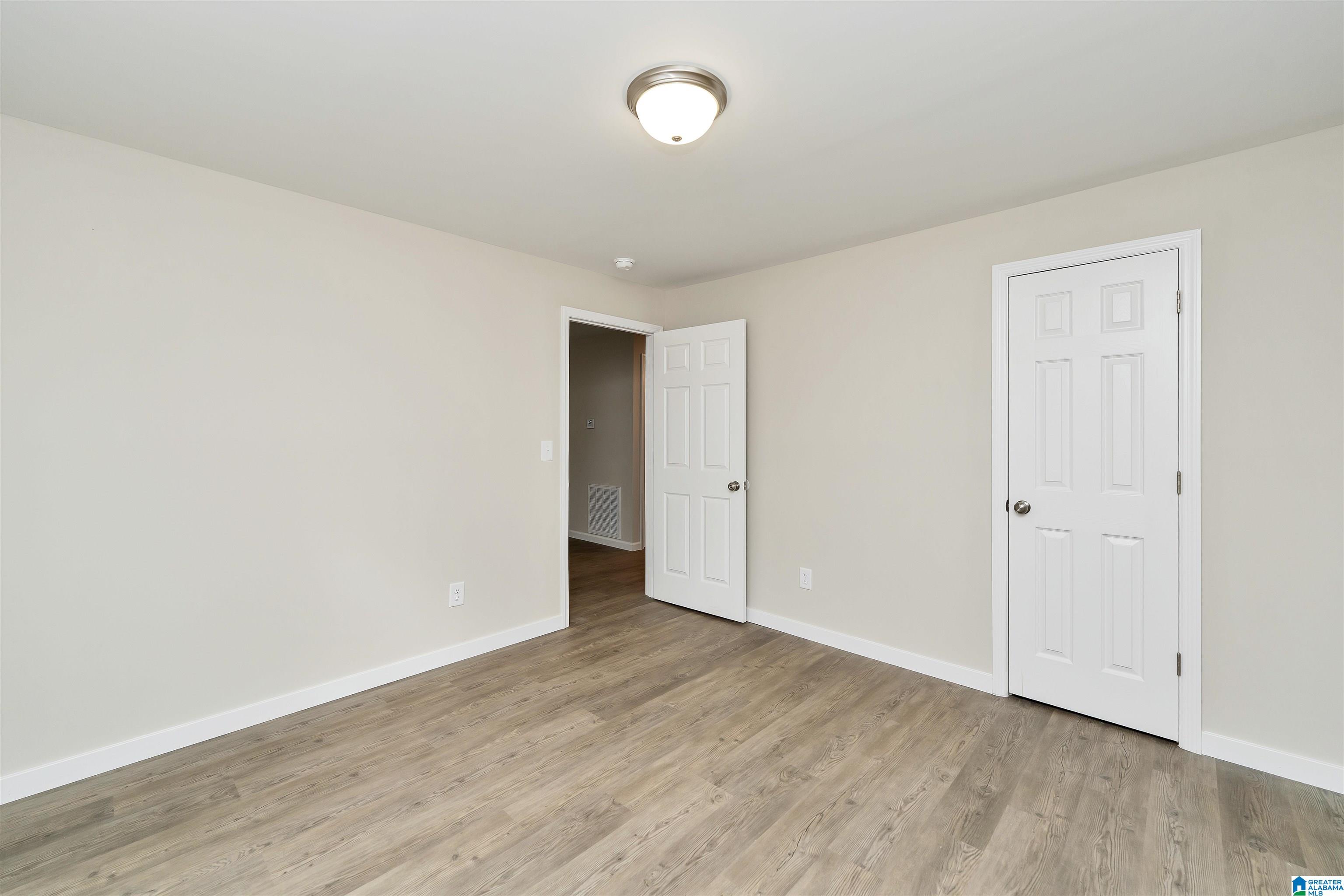 1315 Rosa Pk Circle Southwest Leeds, AL 35094 - Photo 17 of 26 Gallery Image 17