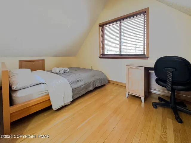 $455,000 | 20 Laurel Court, Gouldsboro, PA 18424