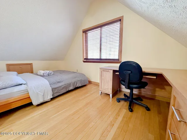 $455,000 | 20 Laurel Court, Gouldsboro, PA 18424