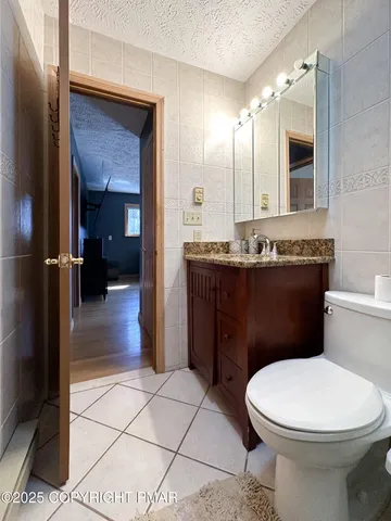 $455,000 | 20 Laurel Court, Gouldsboro, PA 18424