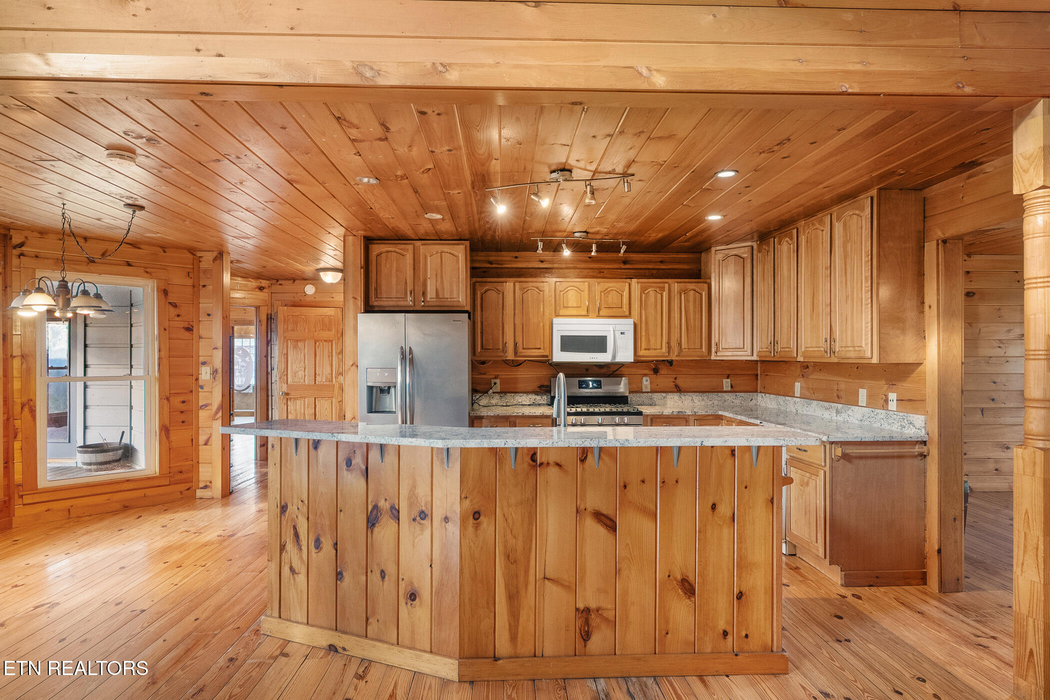 1209 Whaleys Overlook Kodak, TN 37764 - Photo 14 of 53 dsc03116