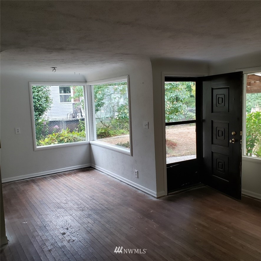 12925 Southeast 151st Street Renton, WA 98058 - Photo 11 of 21 Gallery Image 11