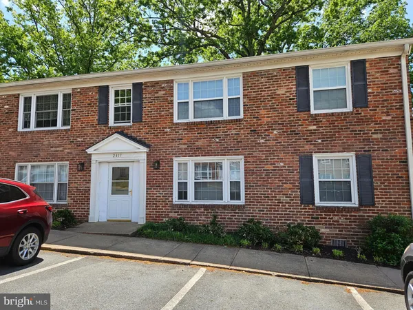 $1,550 | 2417 Barracks Road, Unit 1, Charlottesville, VA 22901