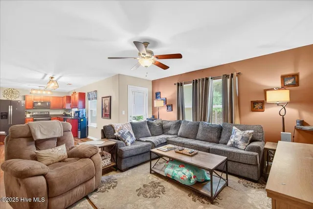 $275,000 | 1432 Judith Drive Southeast, Bolivia, NC 28422