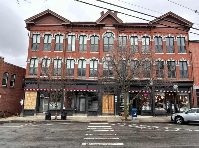 $375,000 | 163 Water Street, Unit B2, Exeter, NH 03833