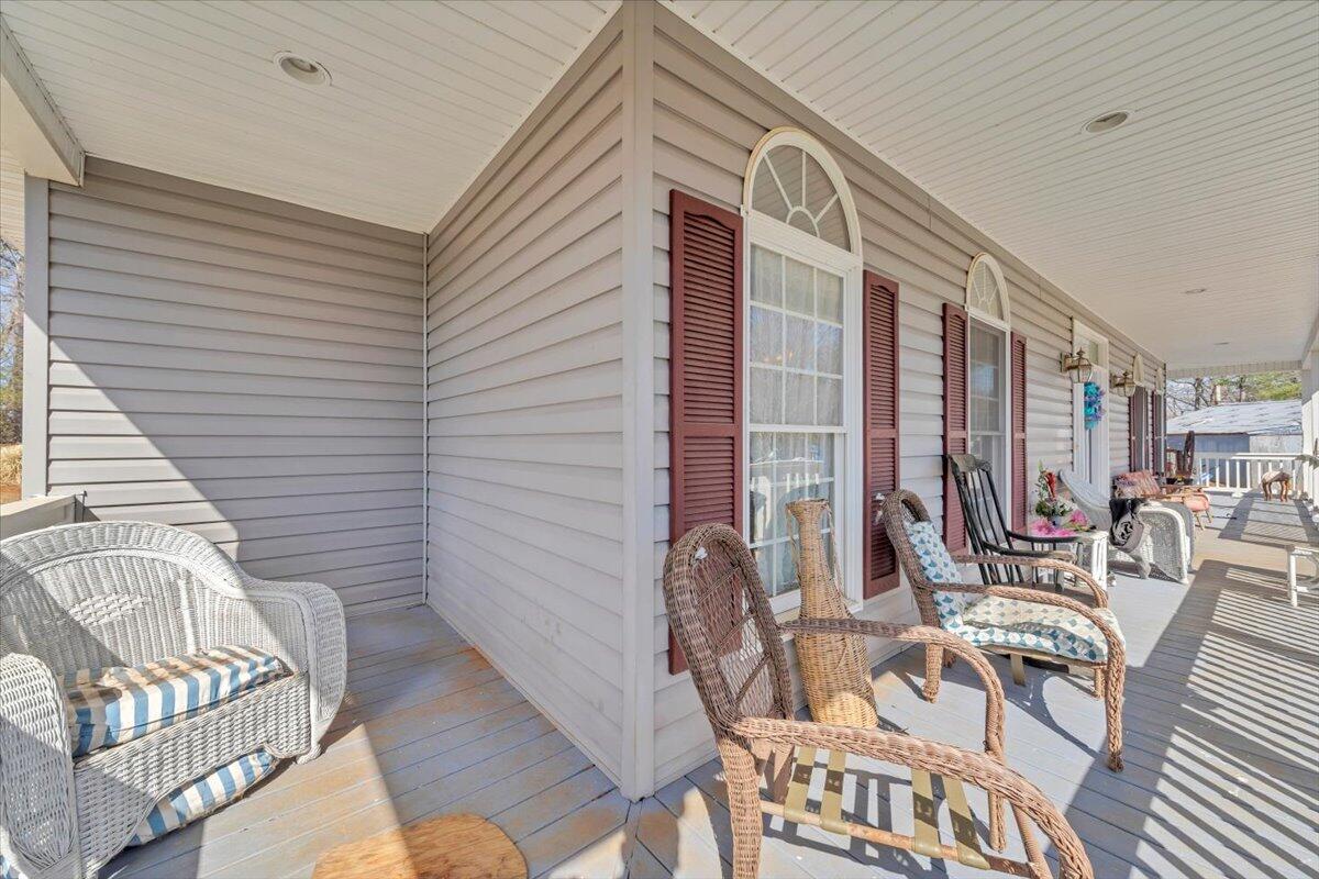 2385 Coopers Cove Road Hardy, VA 24101 - Photo 4 of 32 05-MIB04750