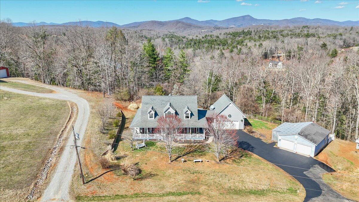 2385 Coopers Cove Road Hardy, VA 24101 - Photo 5 of 32 01-DJI_20260309152114_0050_D-R5
