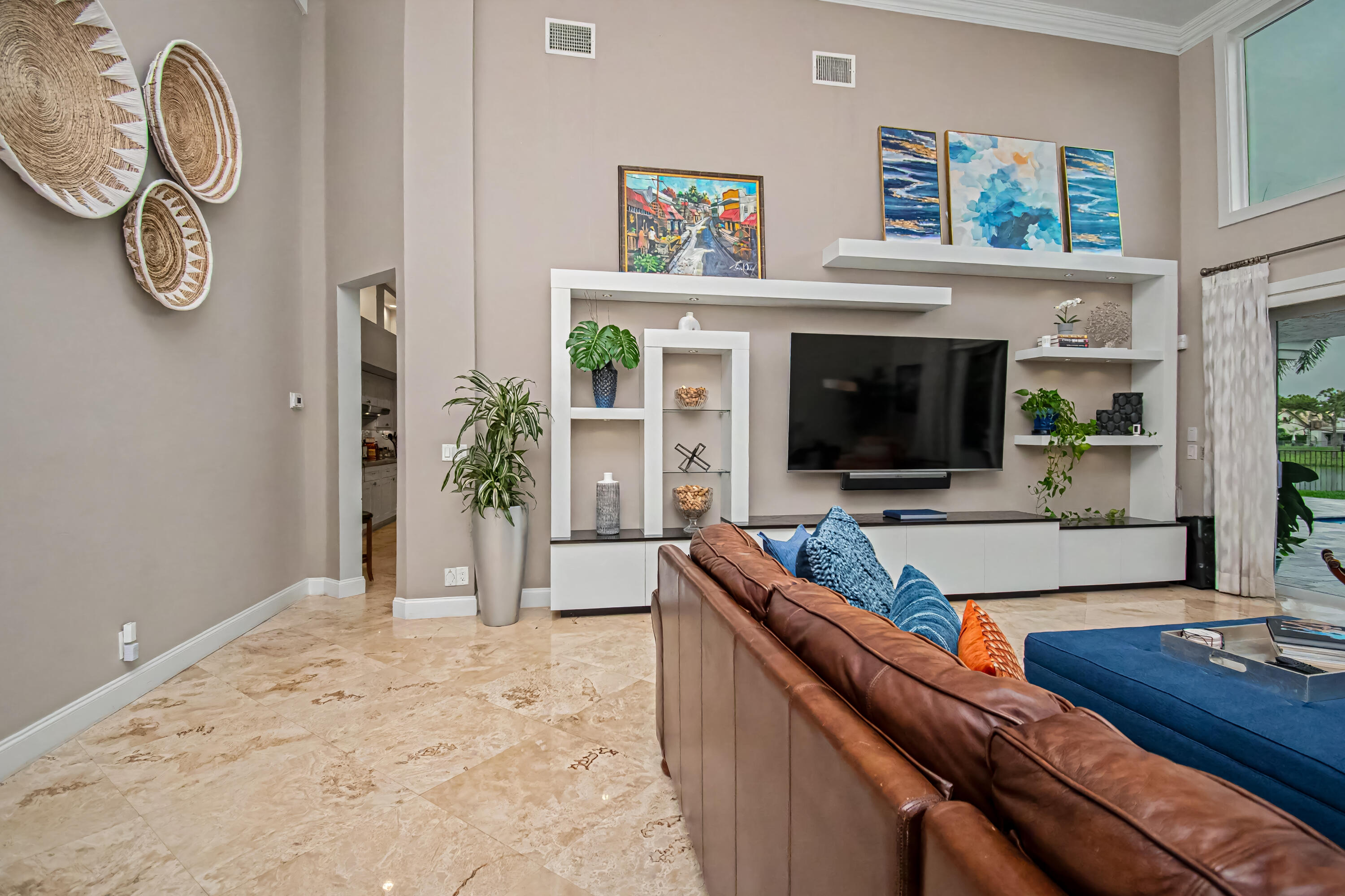 2653 Northwest 46th Street Boca Raton, FL 33434 - Photo 9 of 75 910B6FC3-1922-49E6-A775-CF37E9169B15