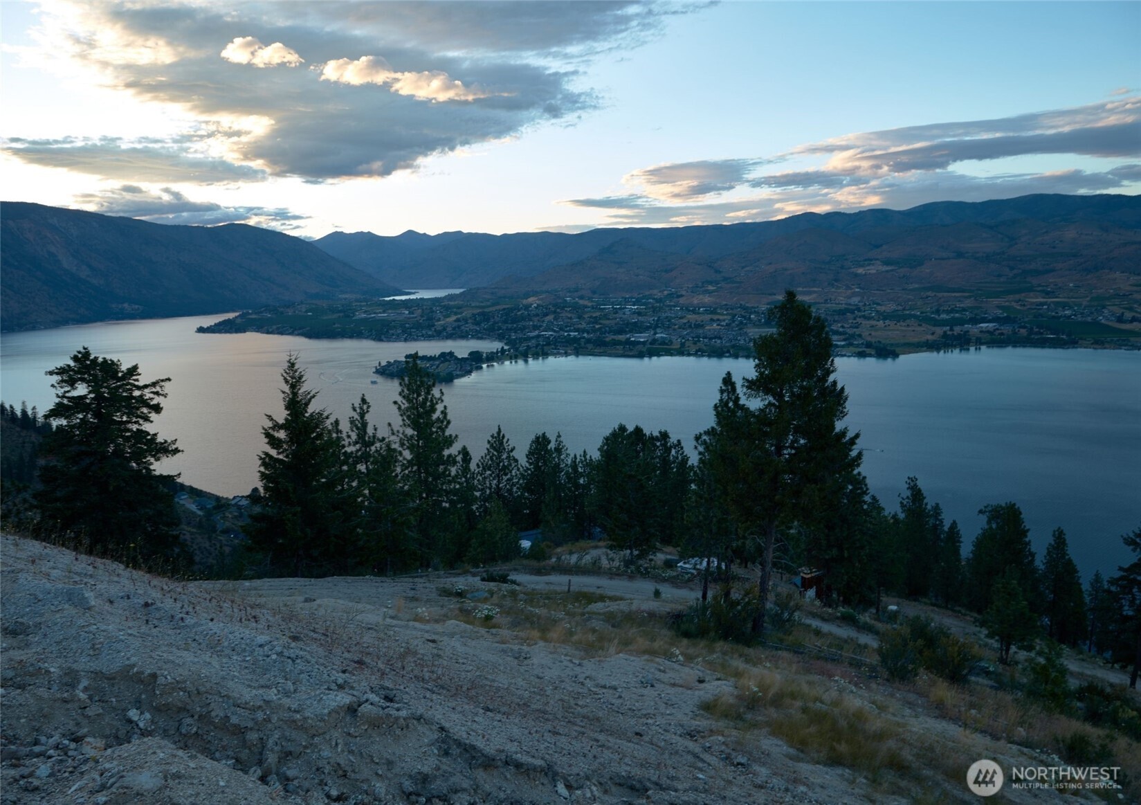 0 South Lakeshore Road, Unit 1 Chelan, WA 98816 - Photo 3 of 11