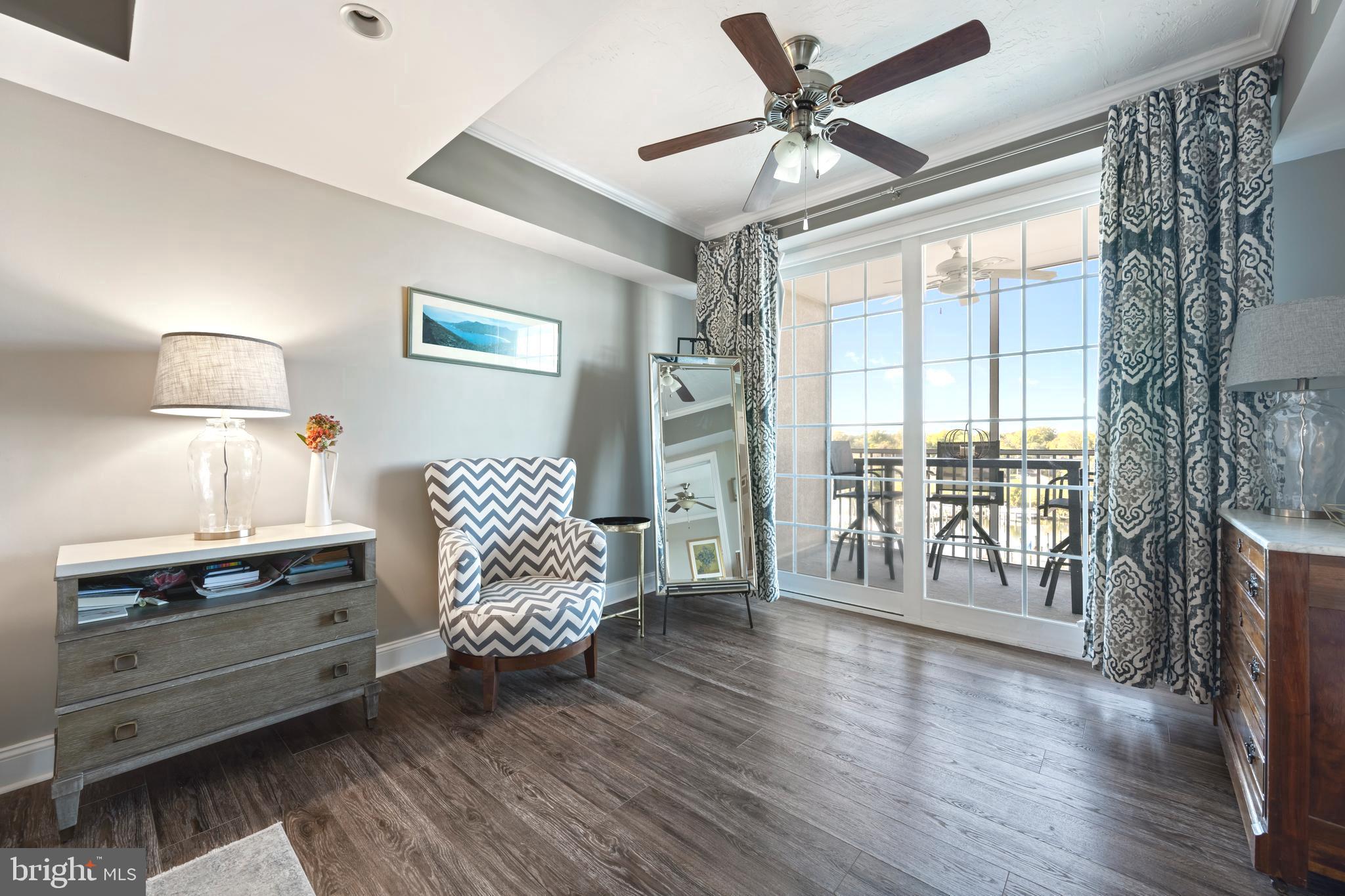 530 Riverside Drive, Unit 502 Salisbury, MD 21801 - Photo 19 of 42 Seating Area in Primary