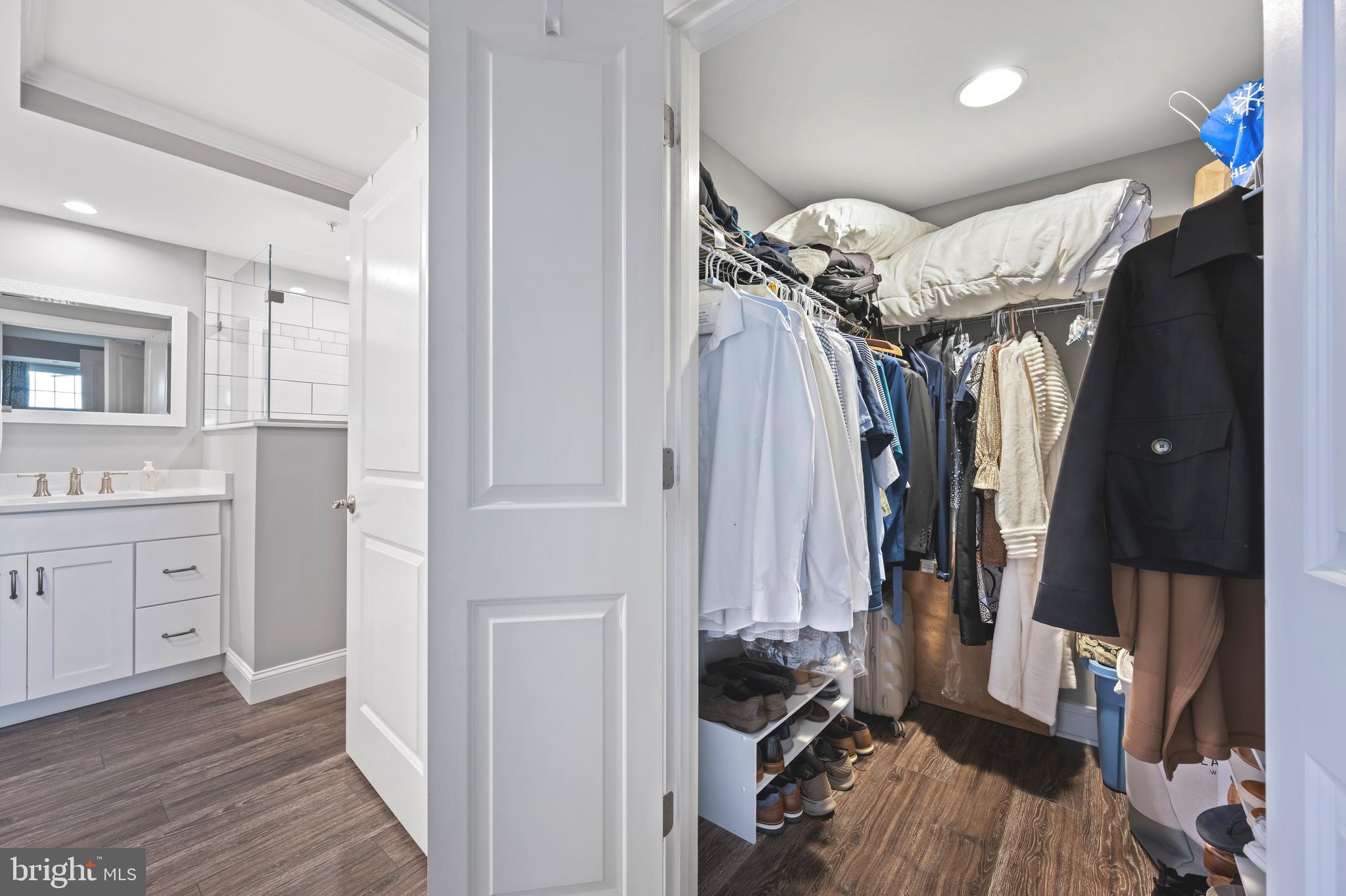 530 Riverside Drive, Unit 502 Salisbury, MD 21801 - Photo 23 of 42 Walk In Closet