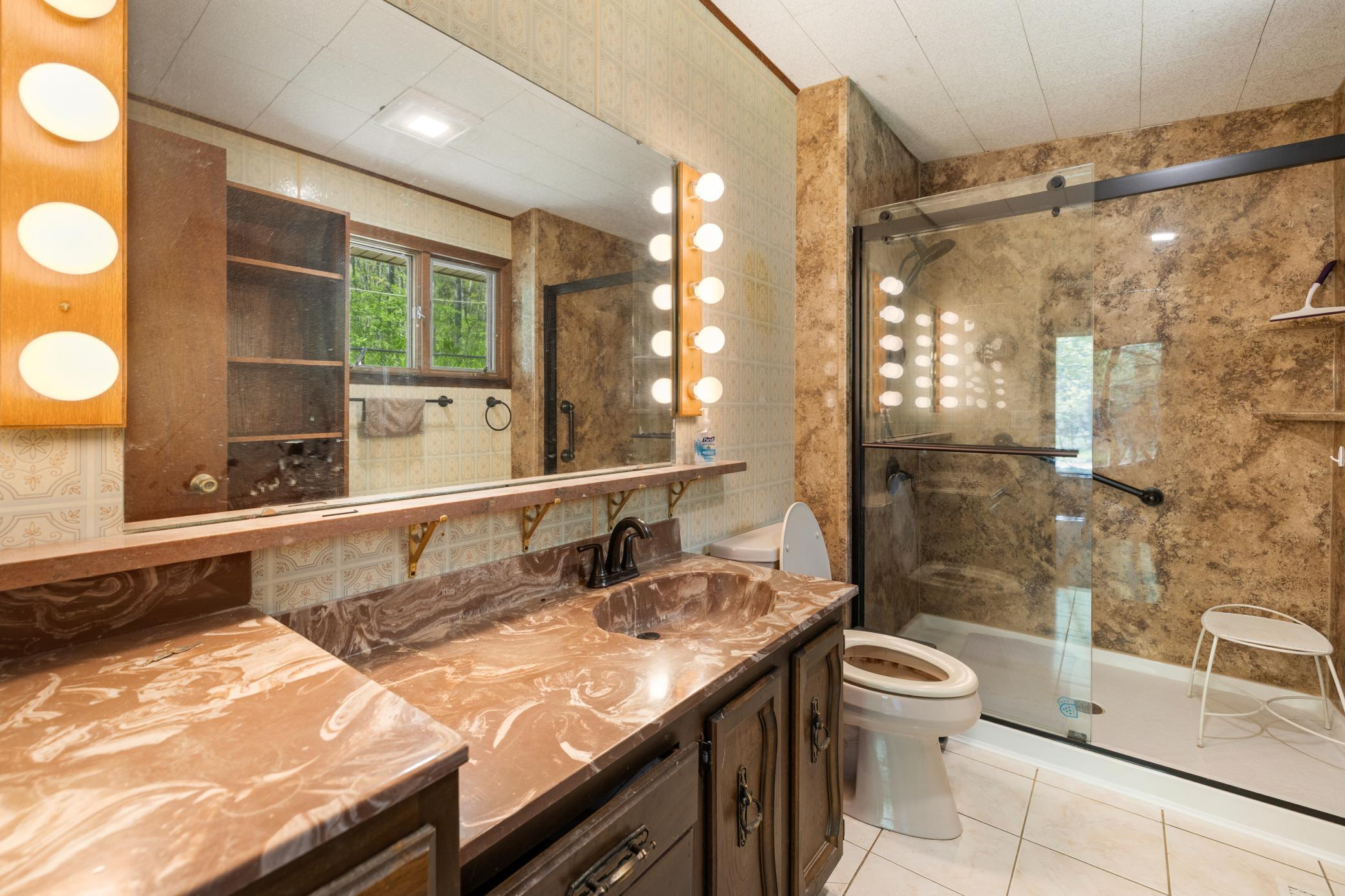 715 Alpine Lane Holmen, WI 54636 - Photo 22 of 58