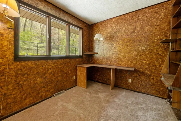 $700,000 | 715 Alpine Lane, Holmen, WI 54636