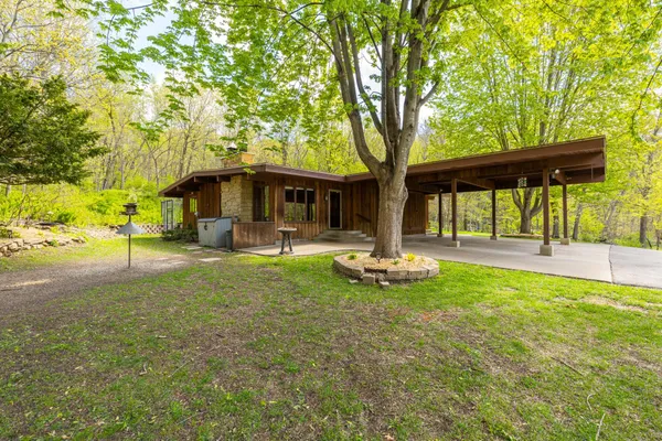 $700,000 | 715 Alpine Lane, Holmen, WI 54636
