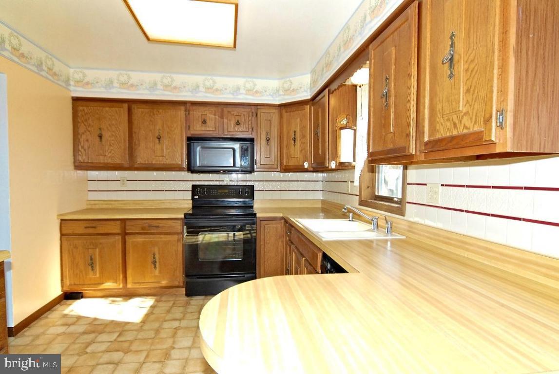 3734 Concordia Road Columbia, PA 17512 - Photo 5 of 33 Gallery Image 5